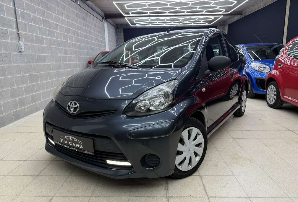Toyota A/C GPS GARANTIE + Entretien