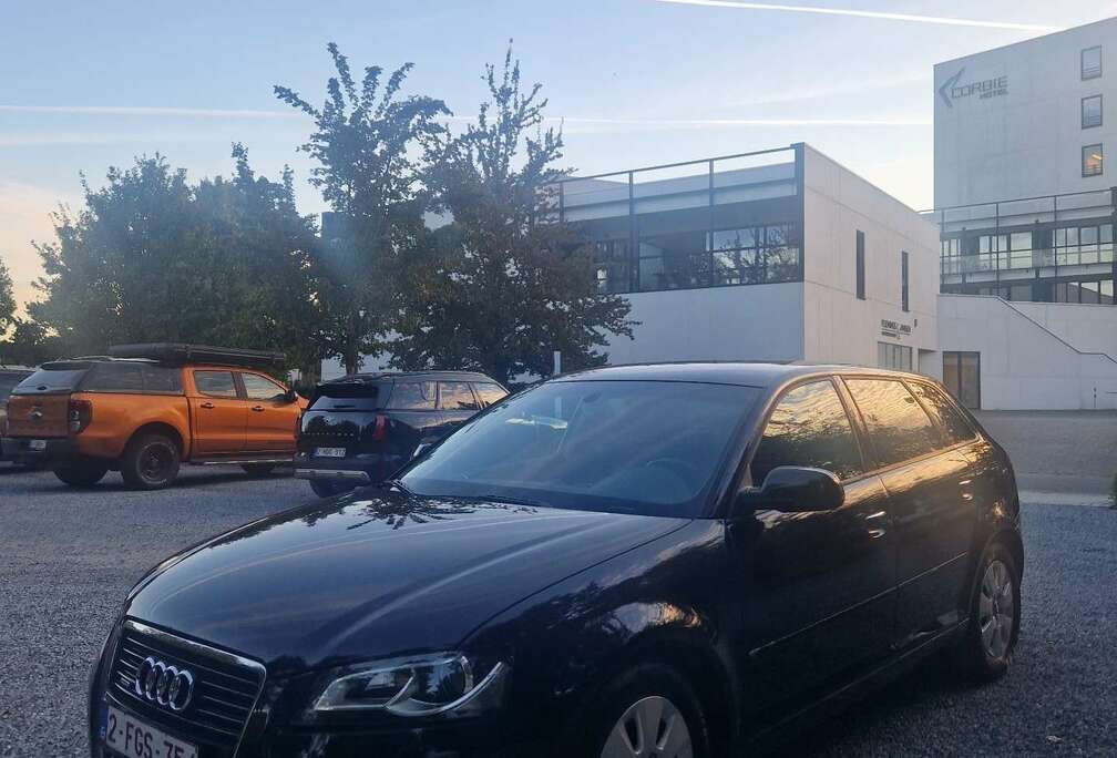 Audi 1.6 TDi e Attraction Start/Stop DPF