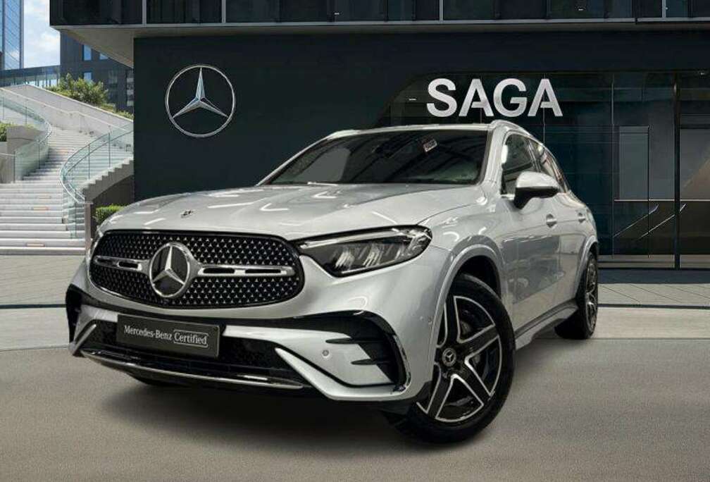 Mercedes-Benz 4MATIC AMG Line