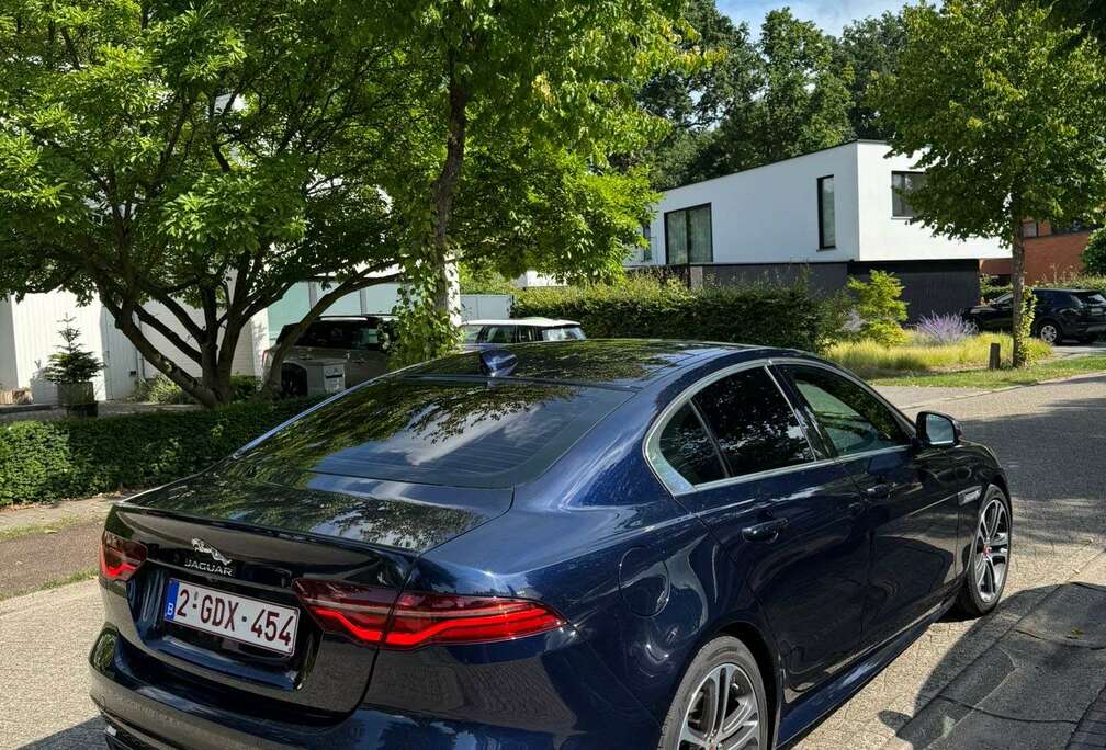 Jaguar D180 Aut. R-Dynamic HSE