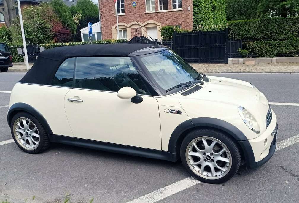 MINI Cabriolet Cooper S