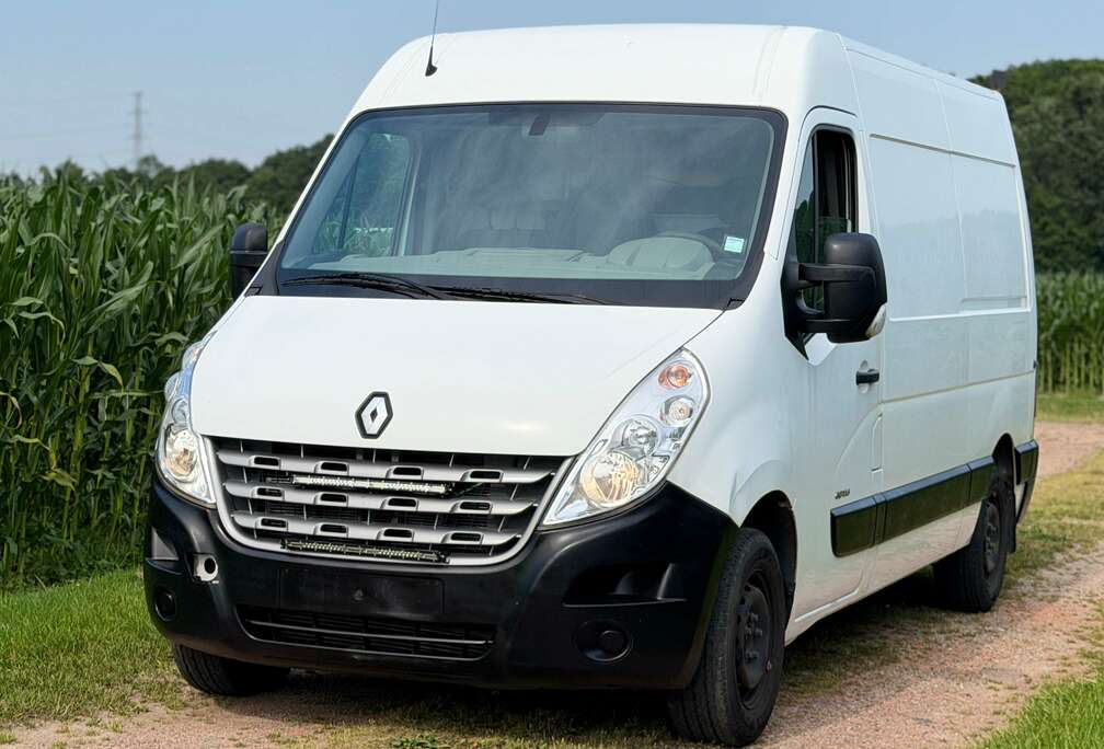 Renault 2.3 dCi 35 L3H2 Confort (E5)
