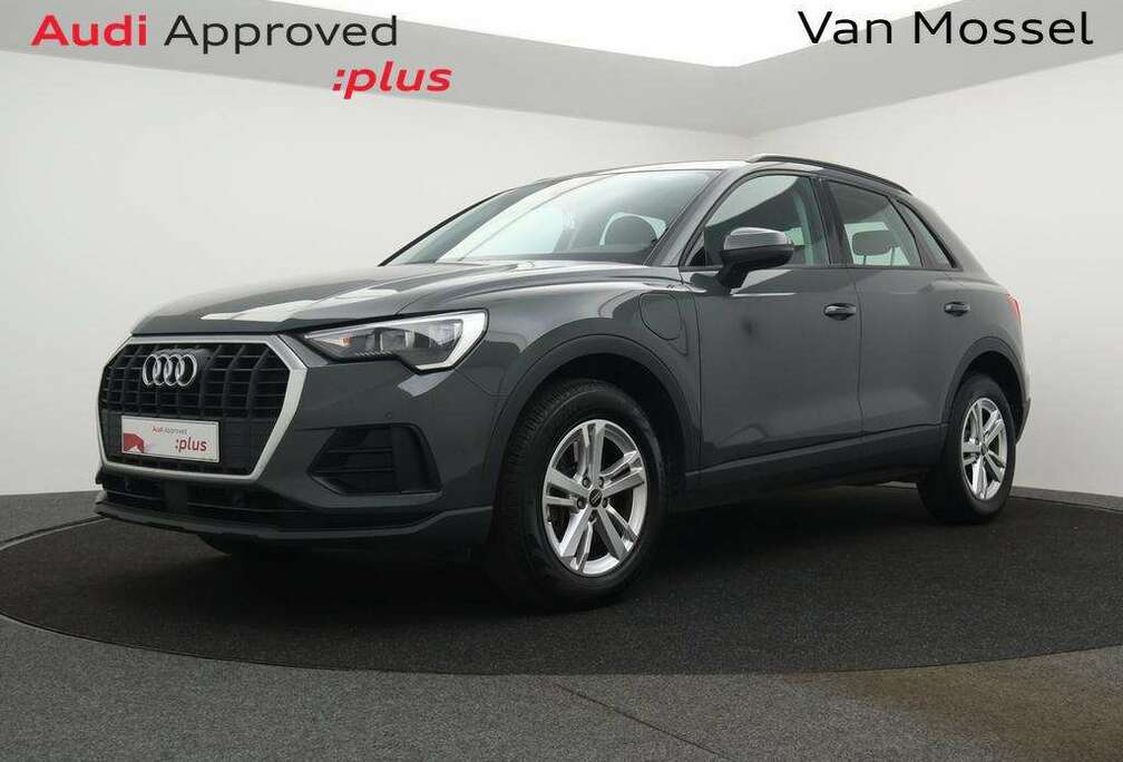 Audi PHEV Audi Q3  - 45TFSIe PHEV 245PK *AUTOMAAT*LEDER*ELEKTRISCHE KOFFER*NAVI*APP CONNECT*BLTH*CRUISE*DIGITAL DASHBOARD*...