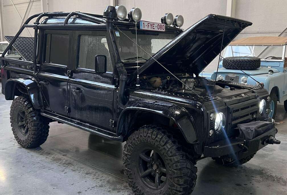 Land Rover Defender 2.4 Turbo