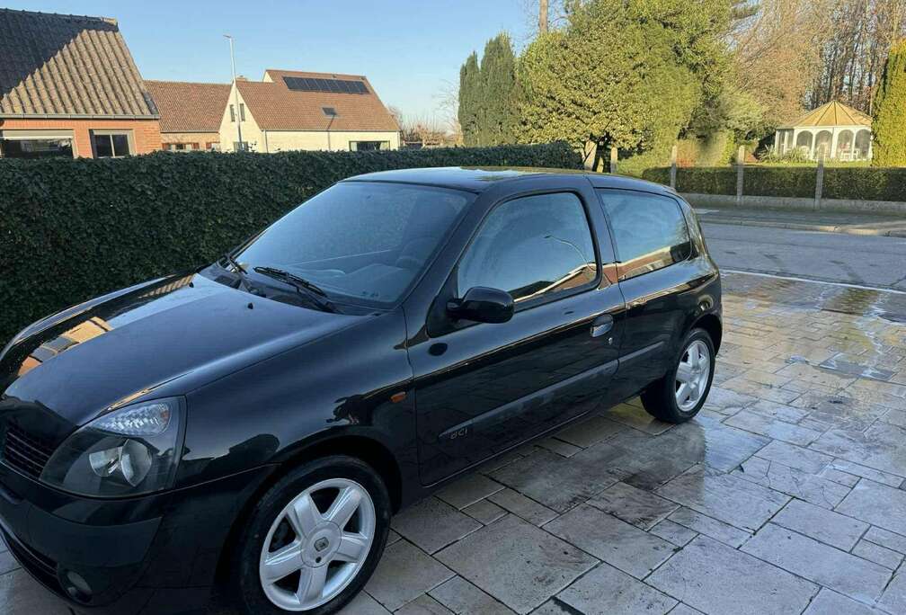Renault 1.5 dCi - 80 Initiale