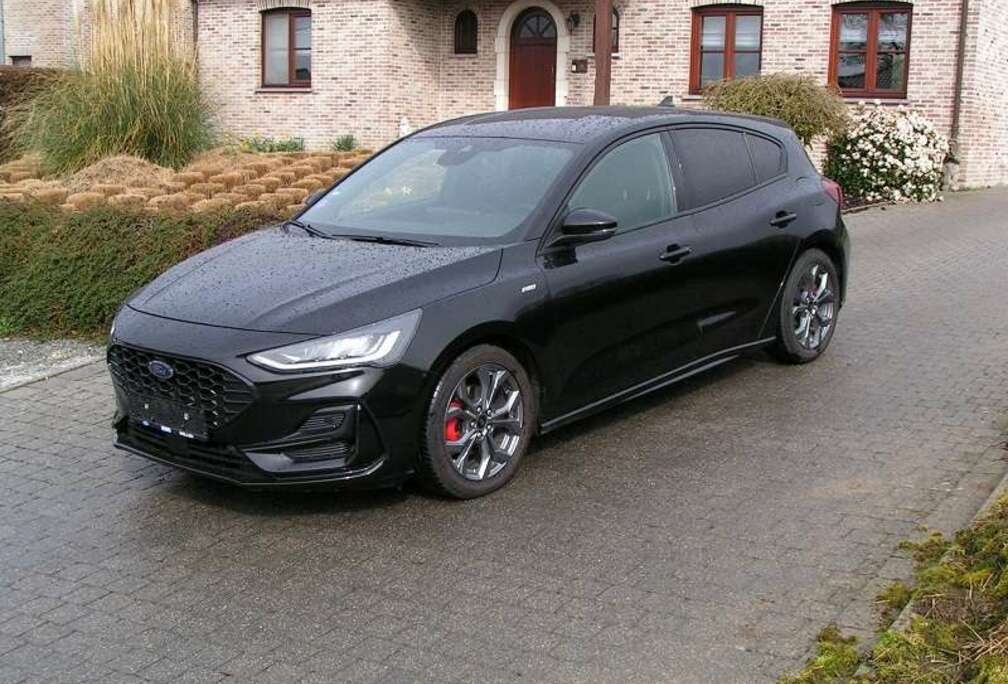 Ford Focus 1.0 EcoBoost MHEV ST-Line X