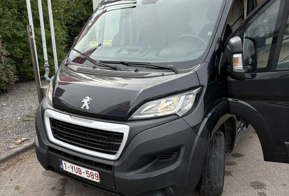 Peugeot 2.2 BlueHDi L3 Premium S/S