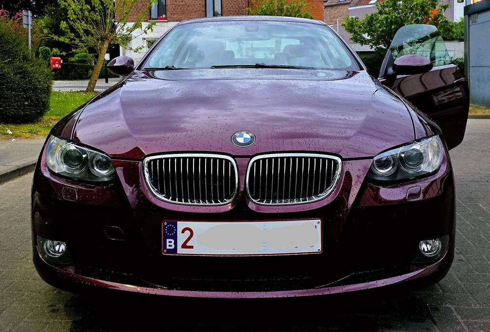BMW Coupé 325iA