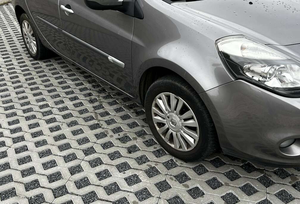 Renault 1.2i 20th