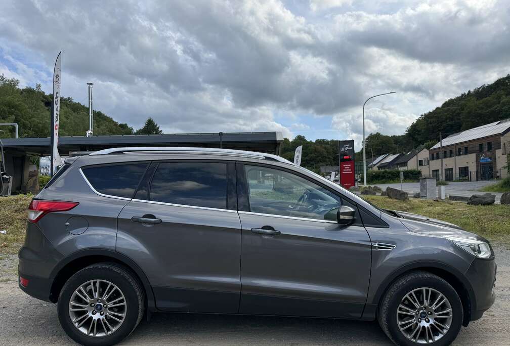 Ford 2.0 TDCi 4WD Titanium DPF Powershift