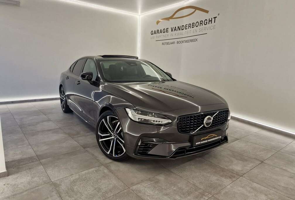 Volvo ULTIMATE DARK T8 PHEV LUCHTVERING-BOWERS/WILKINS