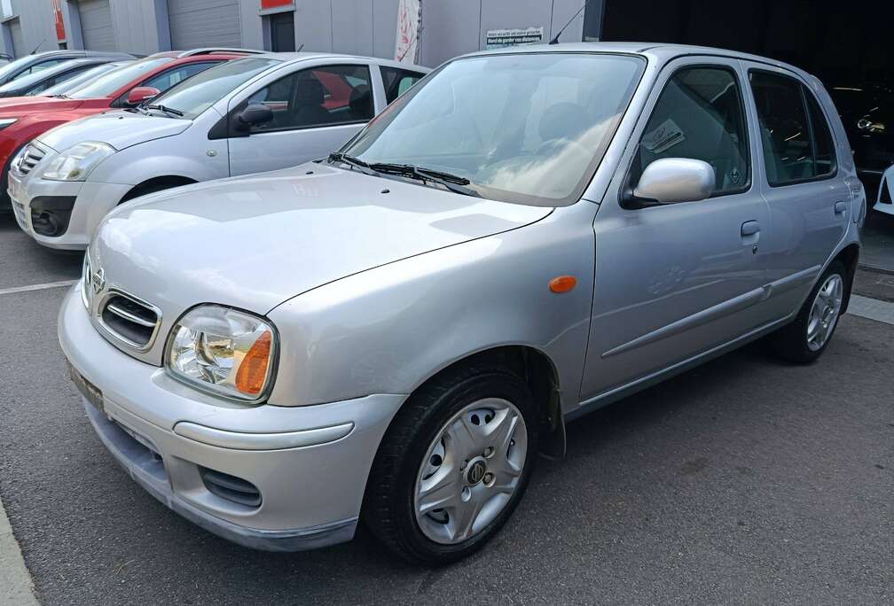 Nissan 1.0i 16v Aruba A/C