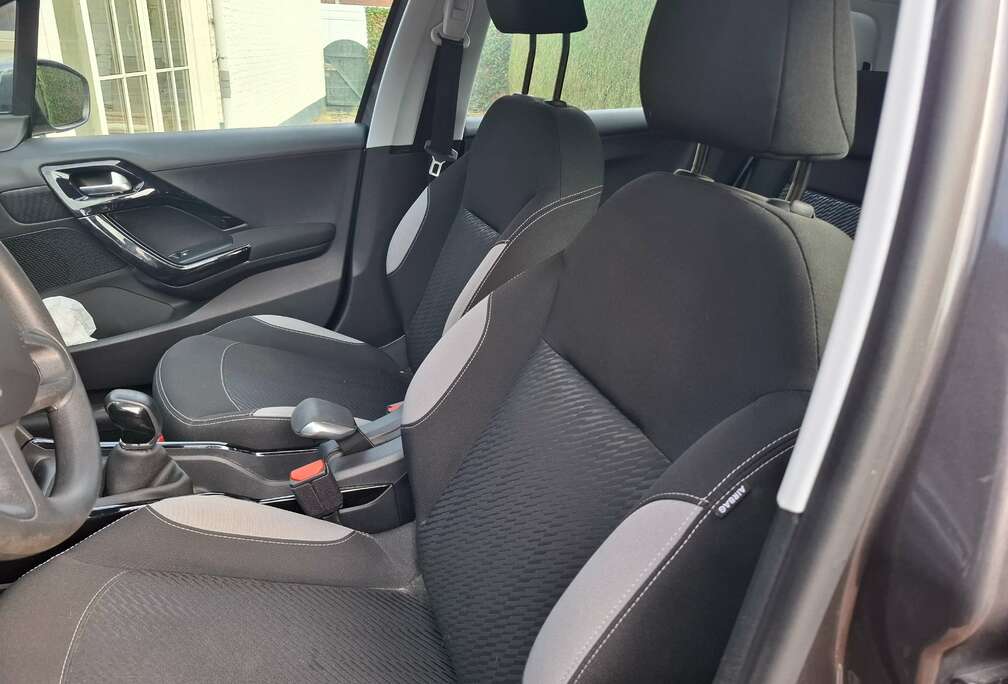 Peugeot 2008 PureTech 82 Style