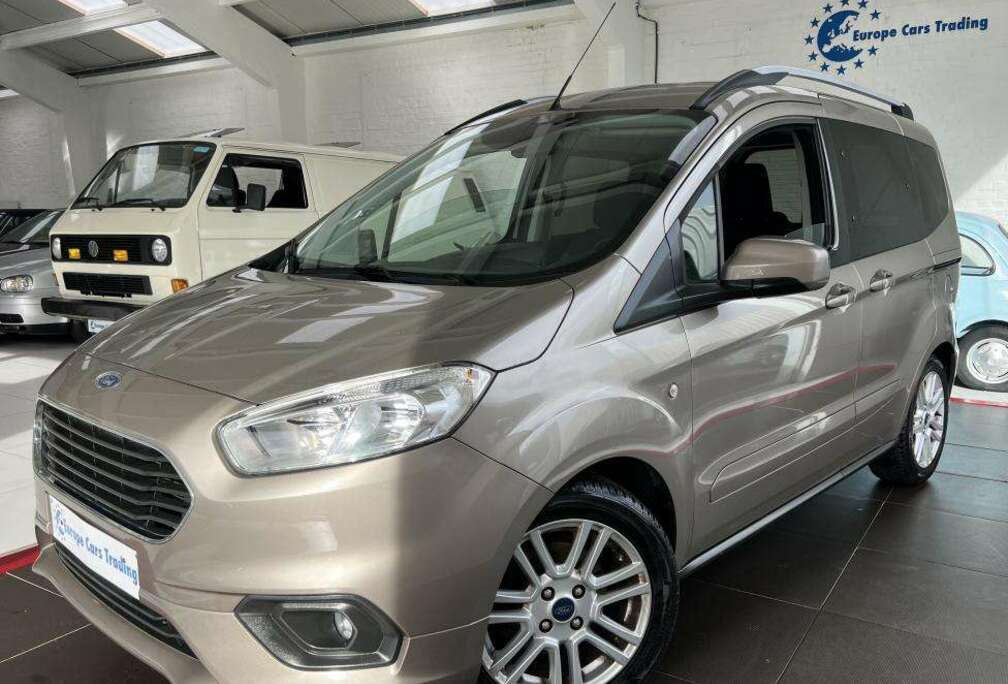 Ford COURRIER TITANIUM 1.0 EcoBoost 1ÈRE MAIN CARPLAY GAR 12M