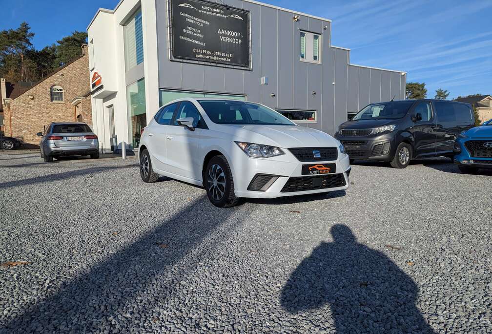 SEAT Ibiza 1.0 MPI  CARPLAY  PARKSENS  FRONT ASSIST