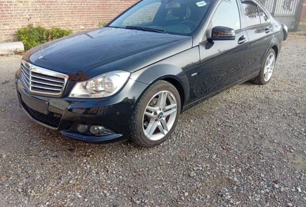 Mercedes-Benz 156pk Benzine 173000km