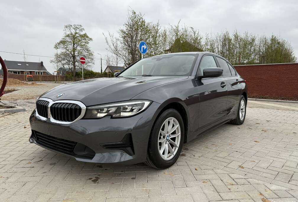 BMW dA*LUXURY*CARPLAY*CAMERA*HEAD DISPLAY*LED