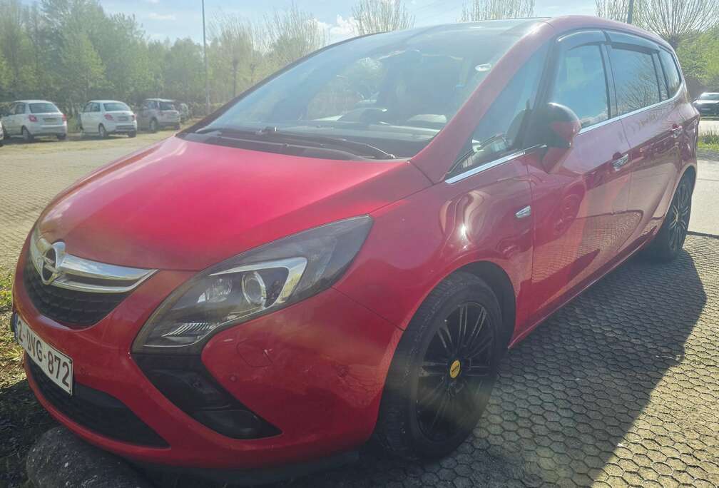 Opel Zafira 1.4 Turbo Cosmo