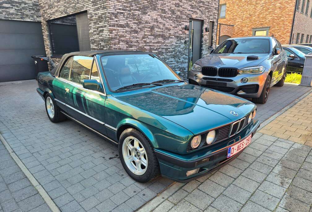BMW Cabrio E30