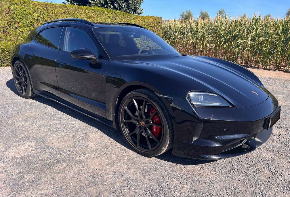 Porsche Sport Turismo 79.2 kWh