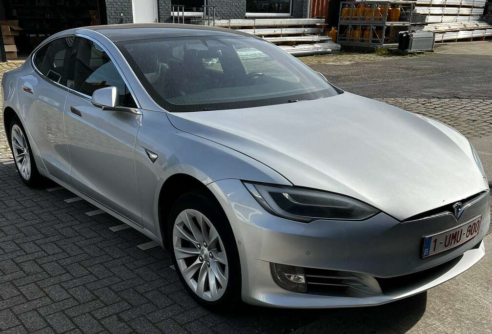 Tesla 75 kWh Dual Motor