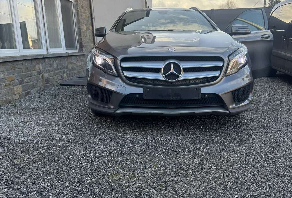 Mercedes-Benz GLA 200 d
