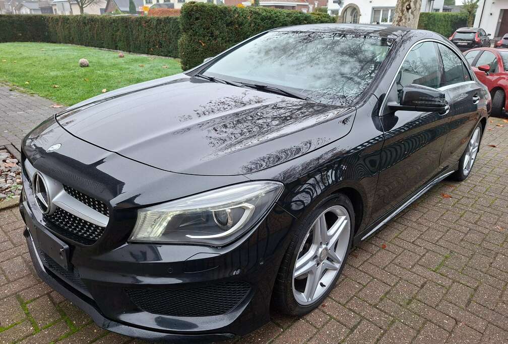 Mercedes-Benz CLA 220 CDI AMG/Automatique 7V/T.O. Pano/F.Options