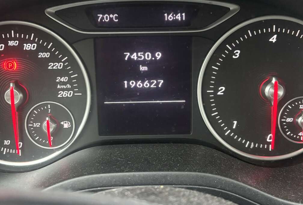 Mercedes-Benz CDI Essential