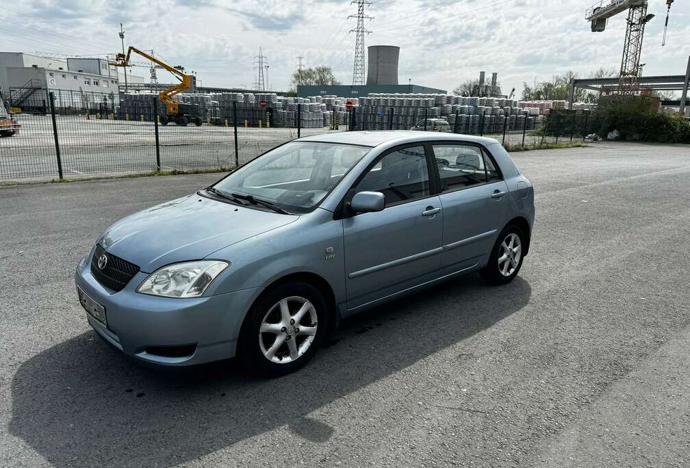 Toyota 1.6i VVT-i 16v Linea Luna