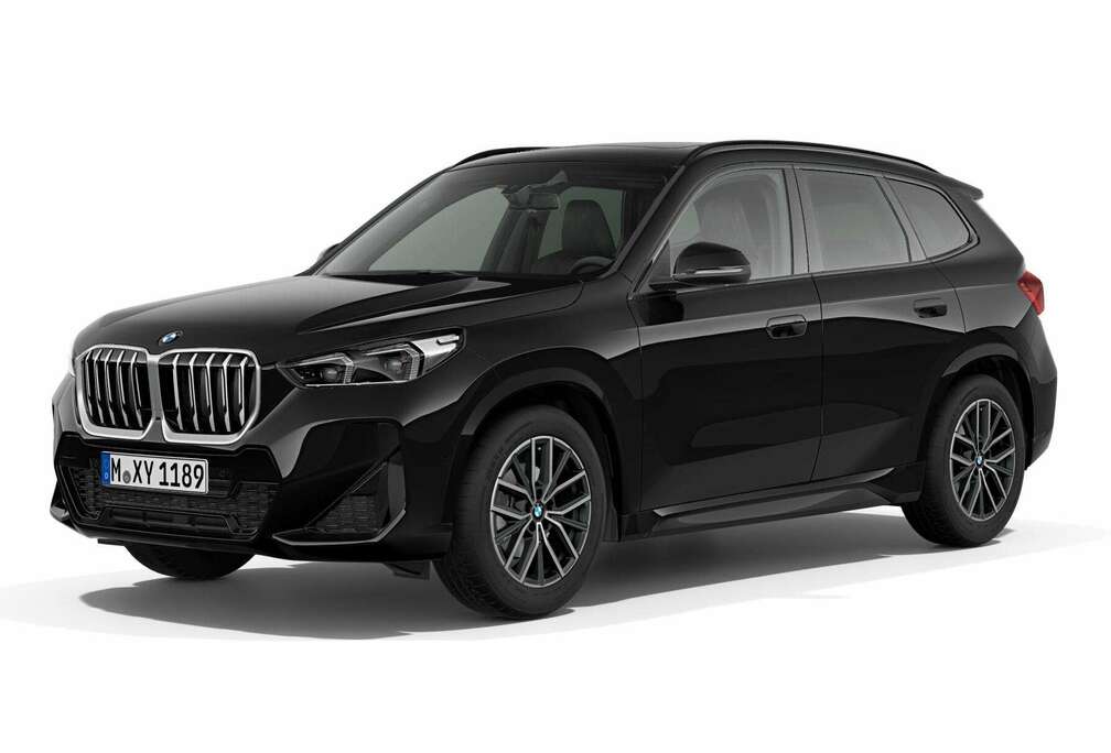 BMW sDrive18i M Sport / PANO /** COMING SOON **