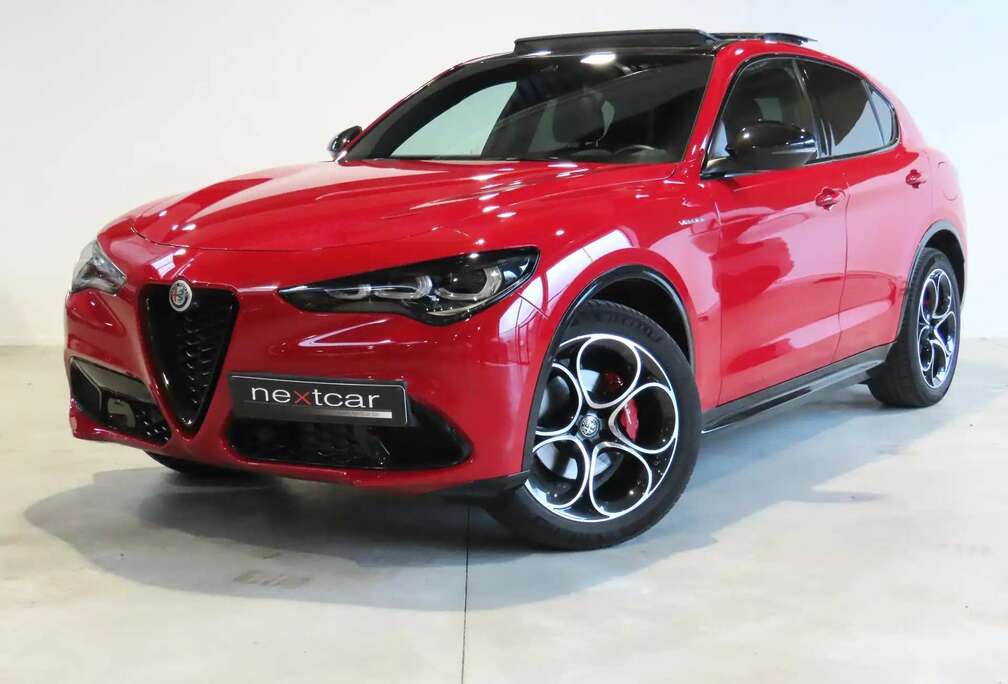 Alfa Romeo 2.0T Q4 Veloce *TOIT PANO-NAVI-LED-CUIR SPORT*