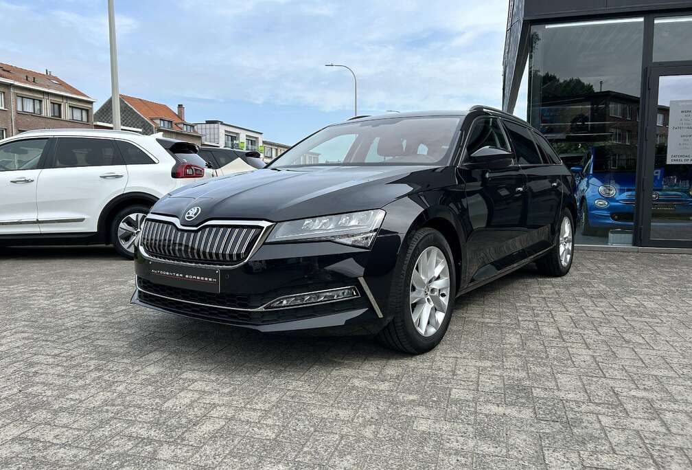 Skoda 1.4 TSI PHEV AMBITION DSG (160 kW)