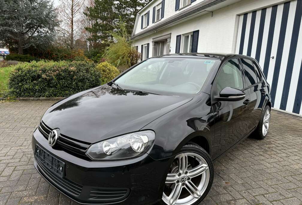 Volkswagen Golf 1.6 TDI DPF Trendline