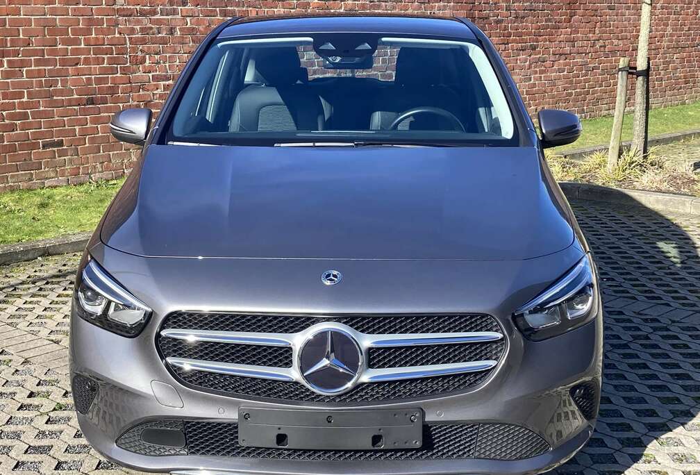 Mercedes-Benz Business Line - TREKHAAK/Camera/Cruise/Pts/...