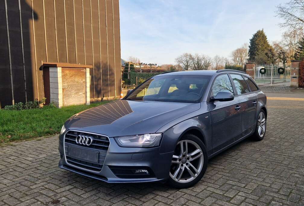 Audi A4 Avant 2.0 TDI e DPF S line Sportpaket