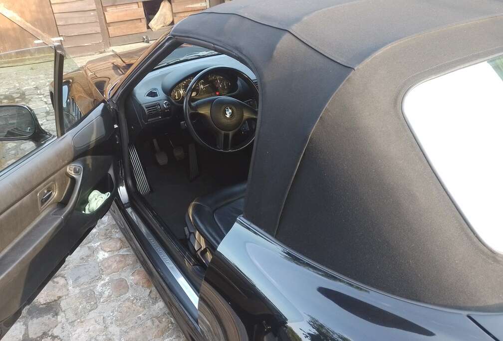 BMW 1.9i Roadster Pack 1.8