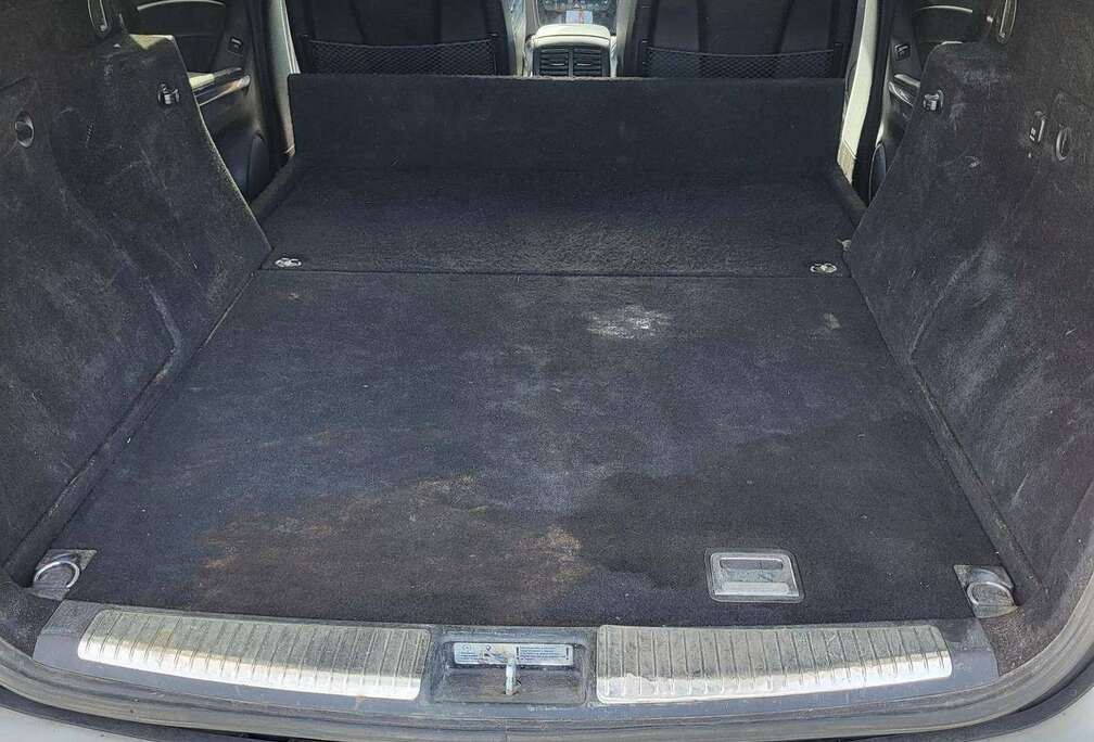 Mercedes-Benz ML 320 CDI Edition 10