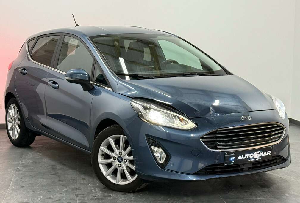 Ford 1.0 - Navi - CarPlay - 1erMain - Camera - Carnet