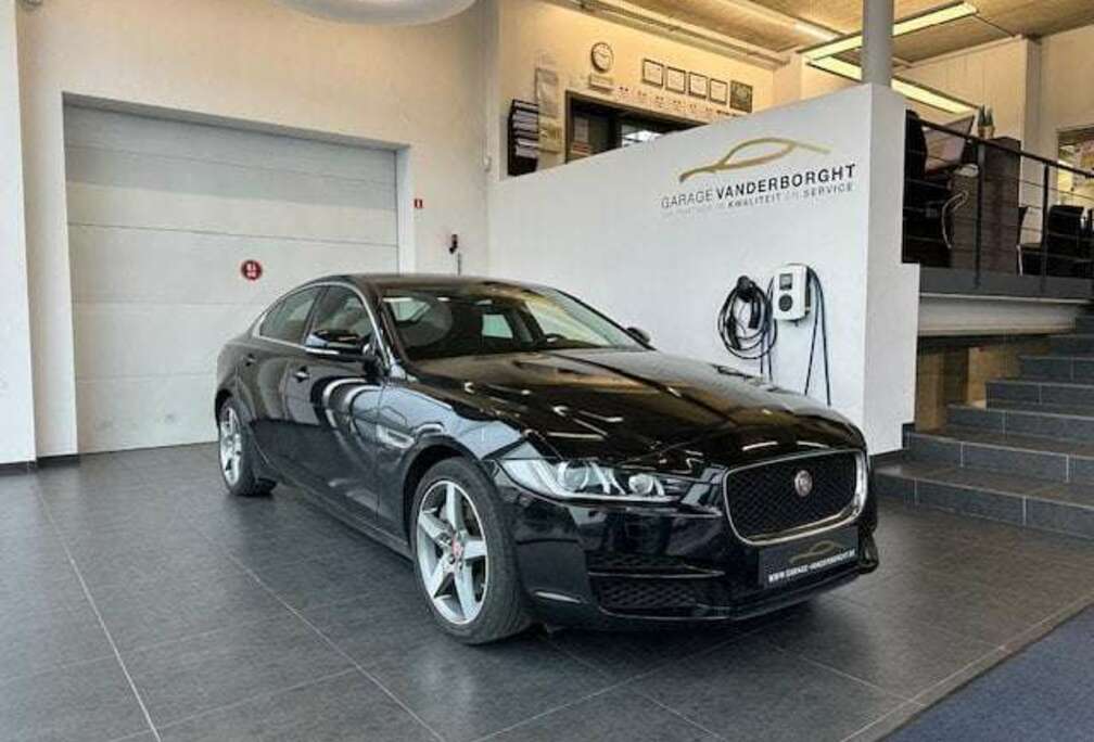 Jaguar PRESTIGE P200 BENZINE AUTOMAAT