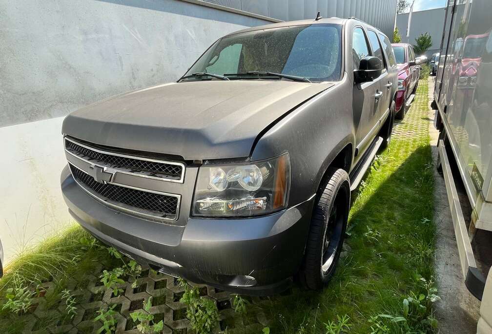 Chevrolet Suburban 5.3L V8