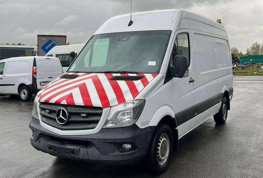 Mercedes-Benz 316 (Stock ID 48733)