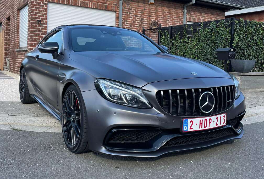 Mercedes-Benz C 63 S AMG Coupe