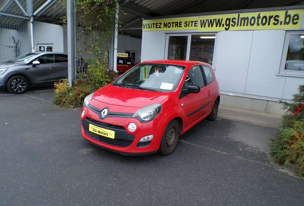 Renault 1.2i 75cv rouge 3 portes 10/13 Radio USB Bluetooth