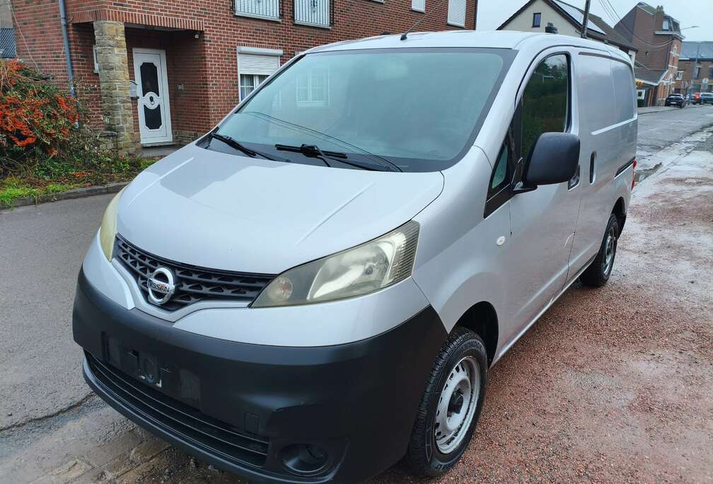 Nissan VENTE UNIQUEMENT MARCHAND