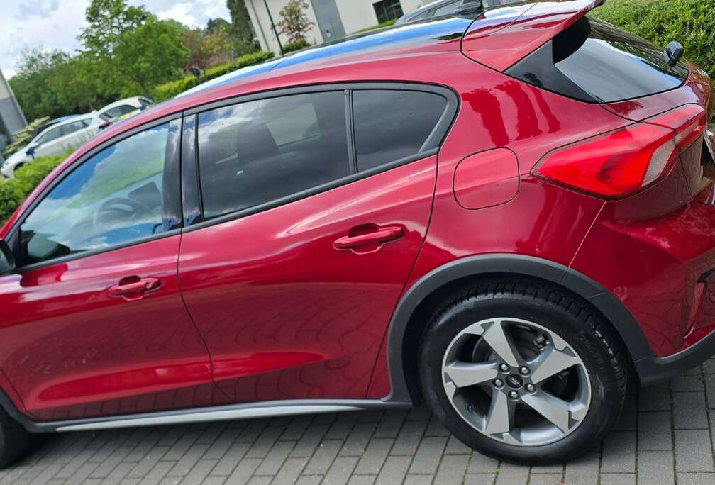 Ford Focus Active 1.0 EcoBoost Business