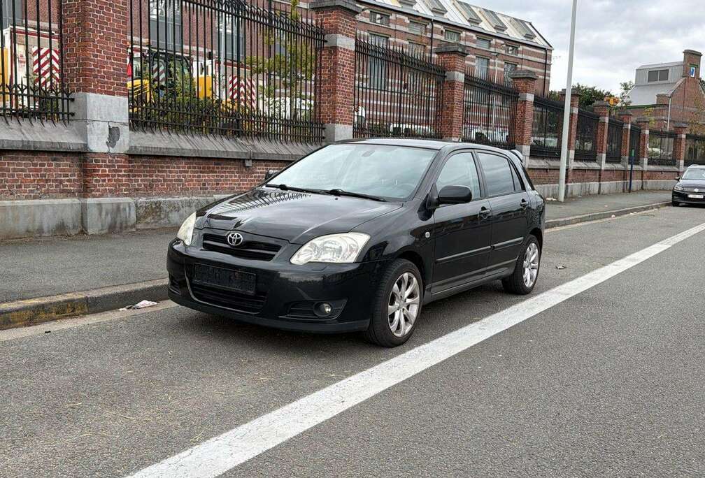 Toyota 1.6i VVT-i 16v Linea Sol automatique