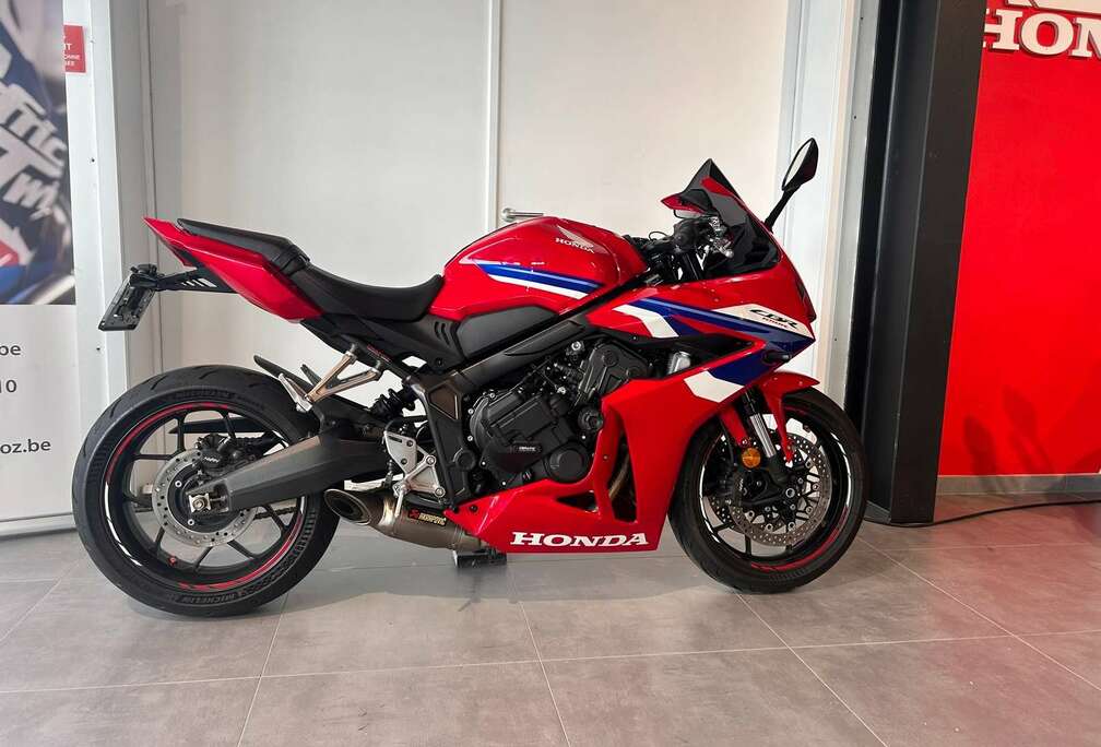 Honda CBR650R E-Clutch