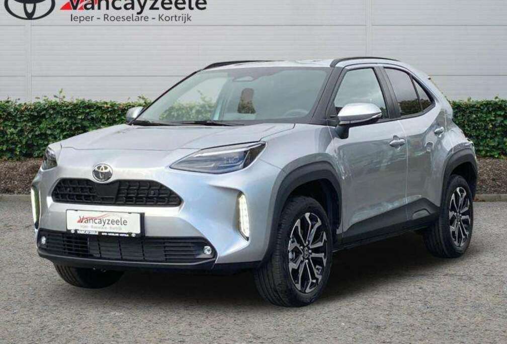 Toyota Executive+cam+gps+sens V&A