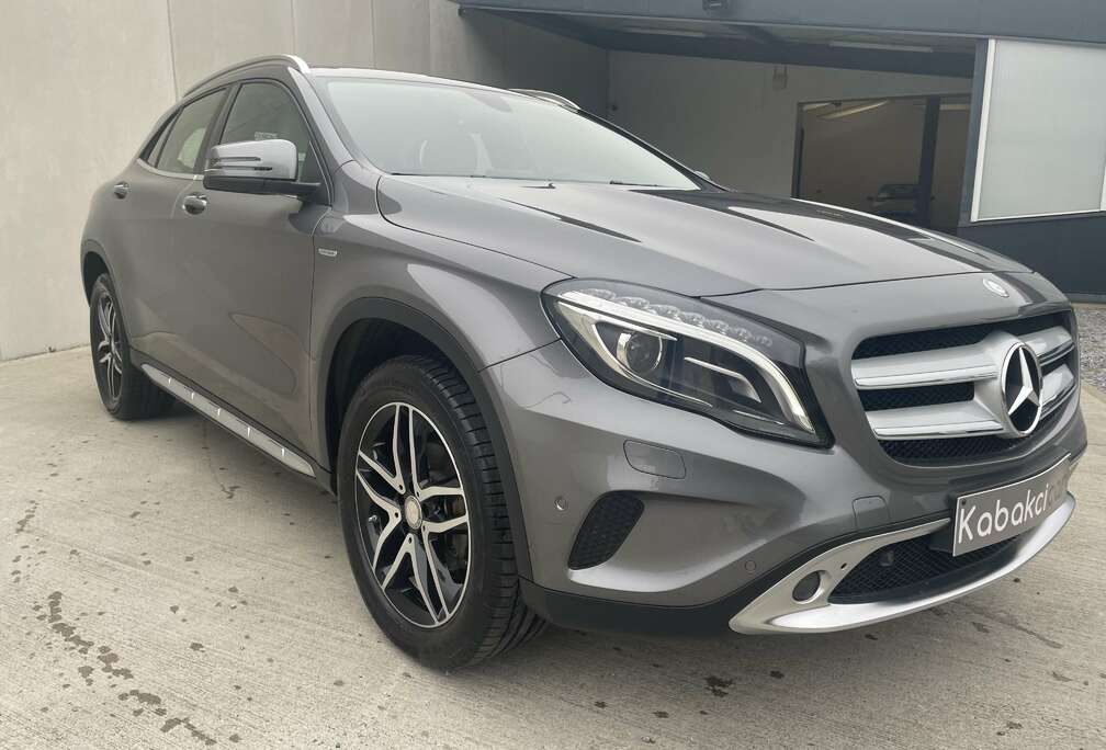 Mercedes-Benz GLA 180A EDITION/CUIR CHAUFFANT/CAMERA/NAVIGATIION