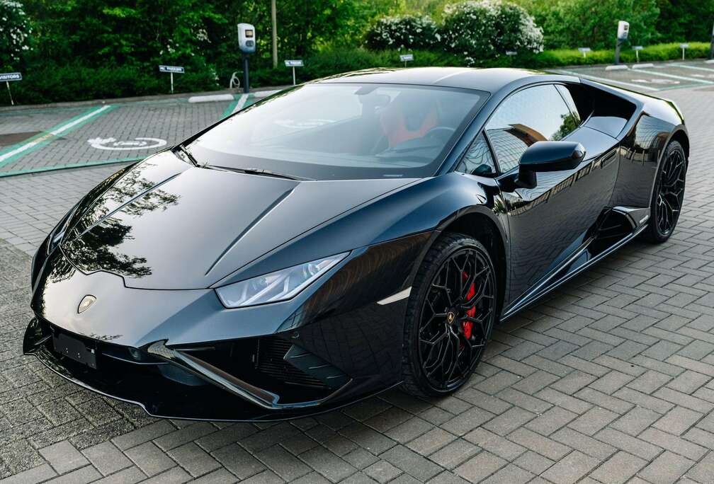 Lamborghini EVO2022/6000KM/ CERAMIC/LIFT/360/ TVA/ EXPORT